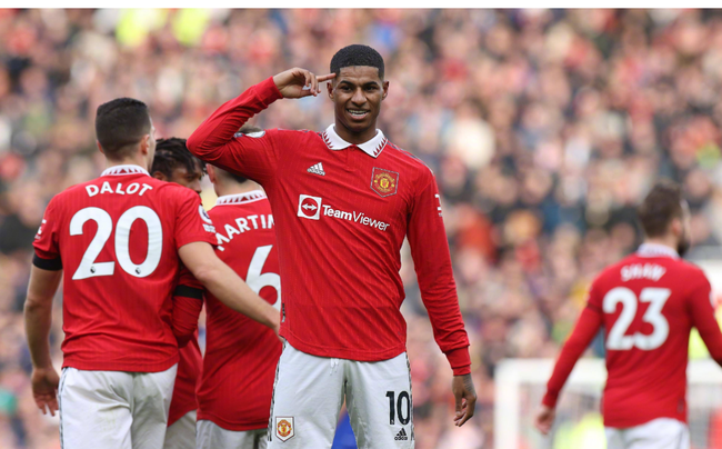 展现了她的 展现了她的